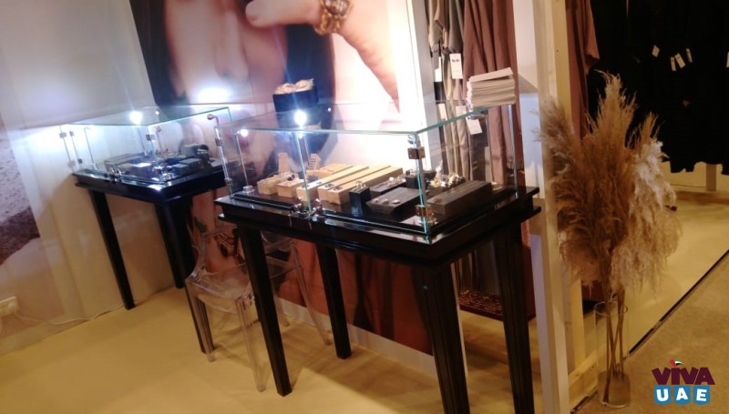 Jewelry Display for Rent and Sell Suppliers in Dubai 
