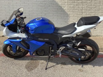 2013 Suzuki gsx r1000 {+971526863596}