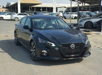 Nissan Altima Platinum 2019 2.5 Full Option American Specs For Sale