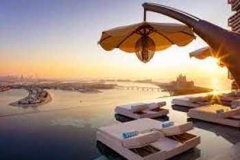 Cloud 22 Atlantis - Exclusive Sky-High Dining Delight Enjoy a dining