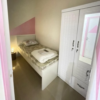 NEWLY FULLY FURNISHED LADIES PARTITION AND ACCOMMODATION FOR RENT