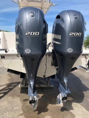 Twin Yamaha 200 HP 4-Stroke Outboard Motor Boat Engine