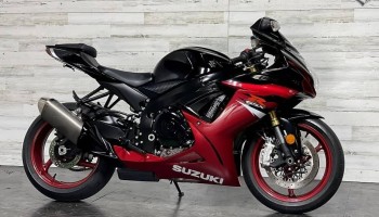 2018 suzuki gsx R750 (+971561943867)