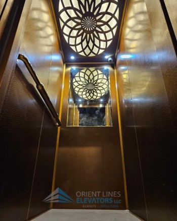 Panoramic Elevator for Villa in UAE with Automatic Doors 