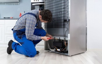 Fridge-Repair-Companies-Dubai-body-b-311020230343-1024x640