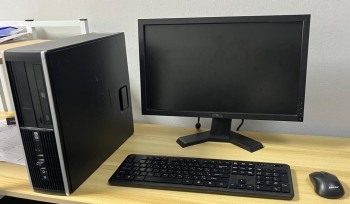 DESKTOP COMPUTER With Keyboard & Mouse