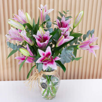 Pink_Lilies_in_Glass_Vase1_20_95