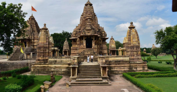 Khajuraho Tour Packages – Explore the Iconic Erotic Sculptures