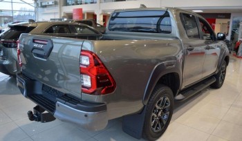 2023 toyota hilux 02