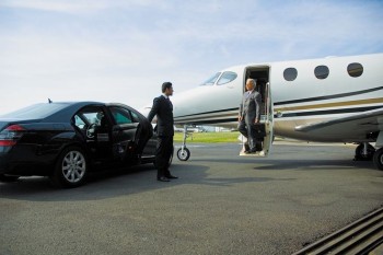Airport Pick Up Service Dubai | Wheels Of Avalon