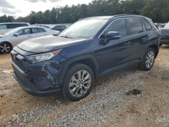 2020 TOYOTA RAV4 XLE P