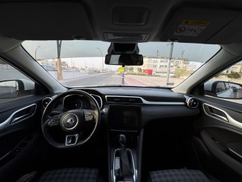 MG ZS 2023