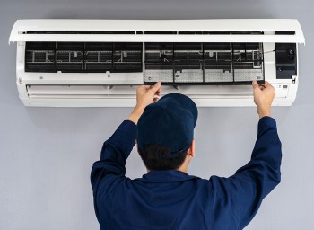 Professional AC Maintenance Services in Business Bay Dubai - Cleaning Technical
