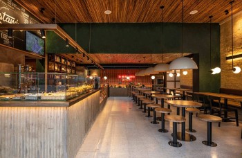 A-Modern-Colombian-Coffee-Shop-2-1