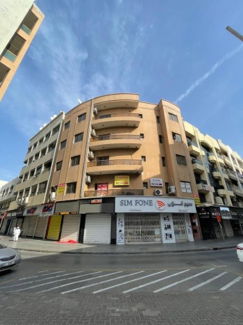 Studio Flats with Attractive Rent for residential or commercial in Deira