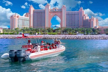 Relaxing Escape on Dubai Boat Tours