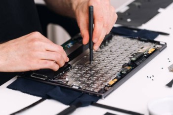 Laptop Keyboard Replacement Dubai | Binary Laptop