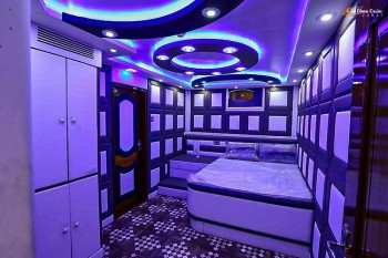 exclusive-yacht-interior-nye-burj-al-arab-fireworks