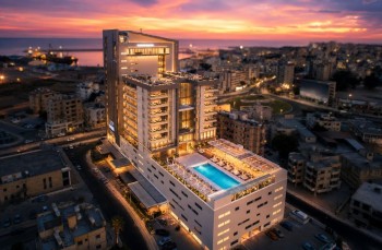 Stay in Luxury, Earn 3,000 Radisson Rewards Bonus Points