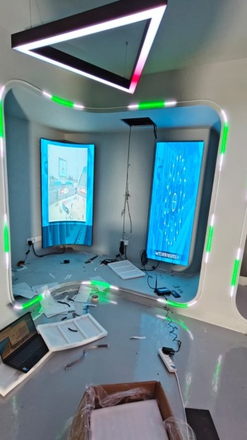Choosing the Right Digital Signage for Your Business
