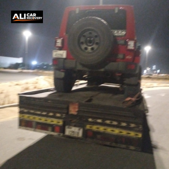 ali car recovery & towing services in dubai